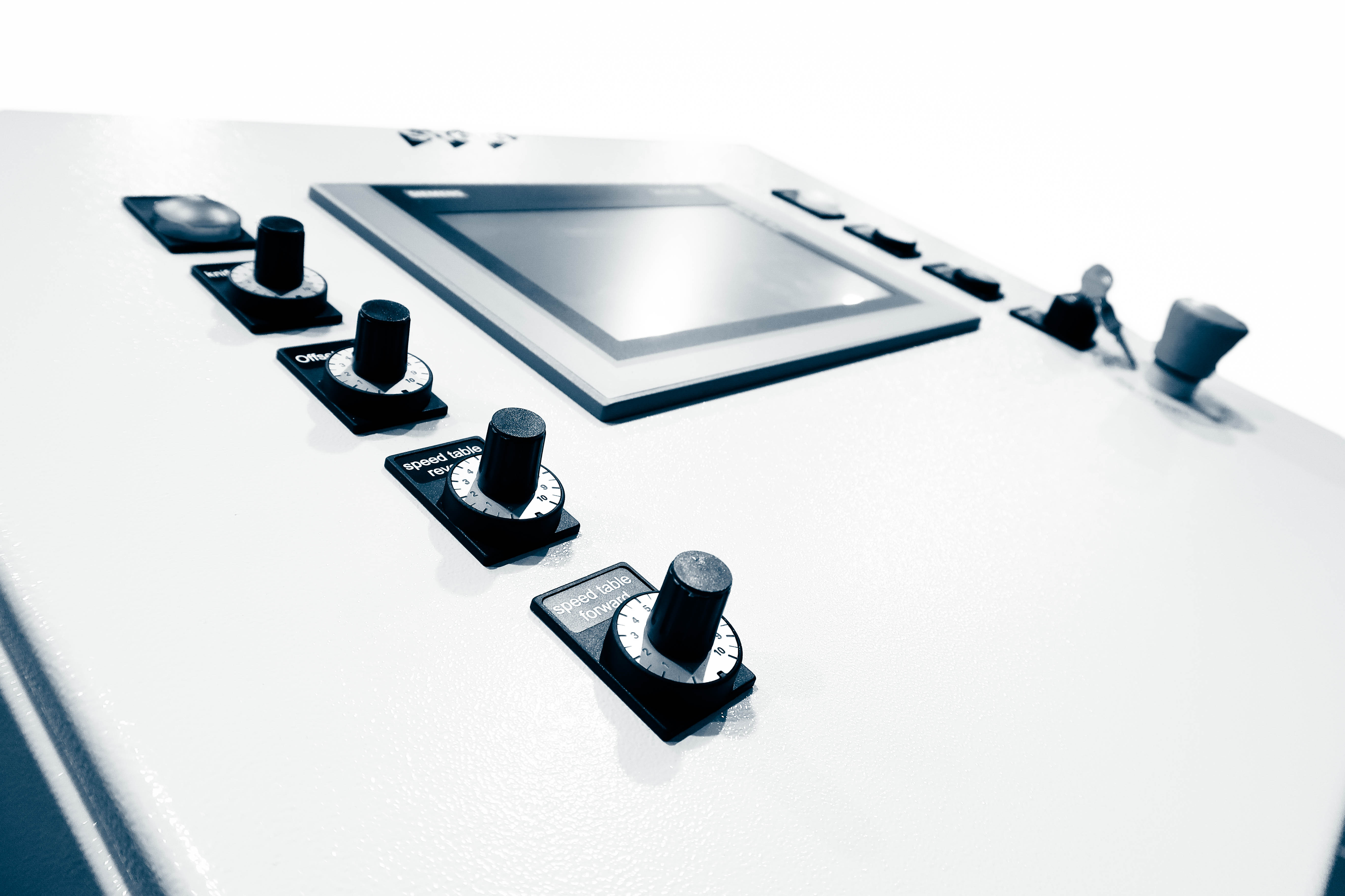 Retrofit for  horizontal cutting machines-4